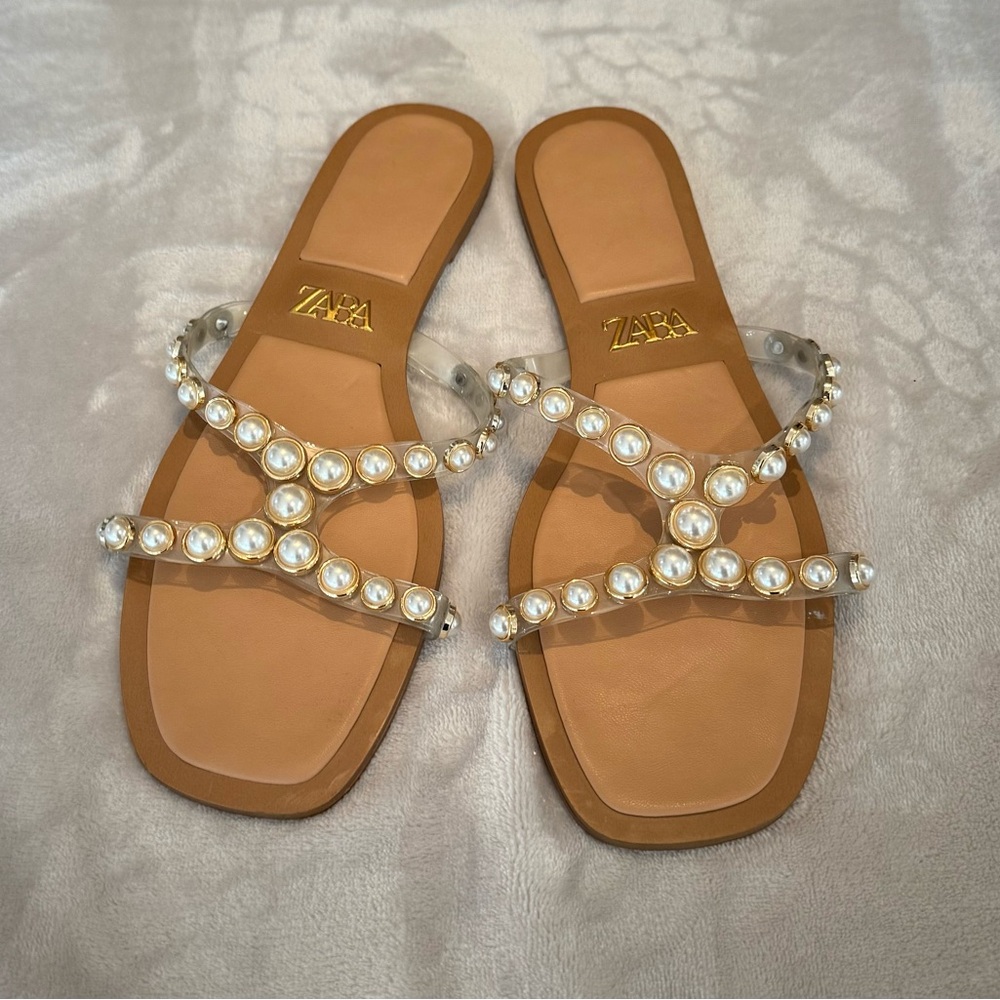 Zara sandals size 10